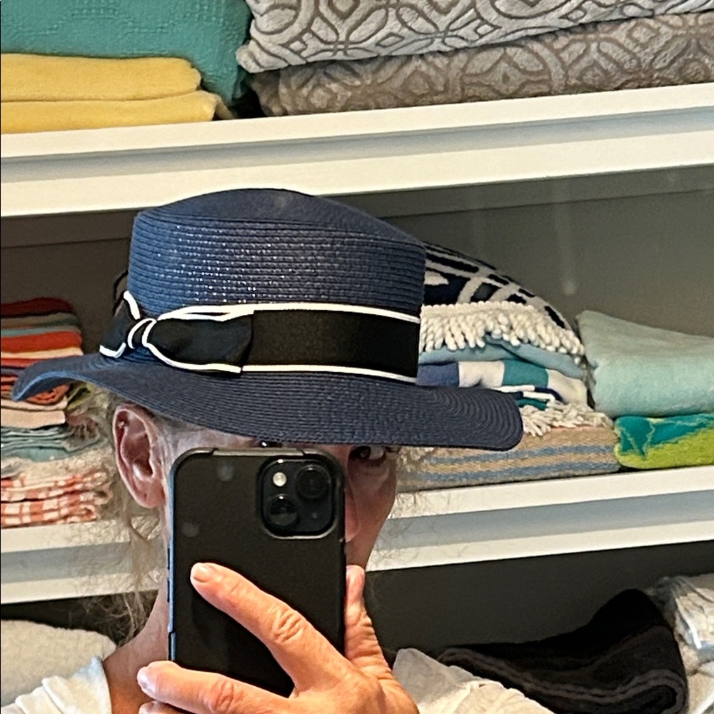 Elegant Navy Blue Women's Hat-Derby Ready! - Picture 6 of 8